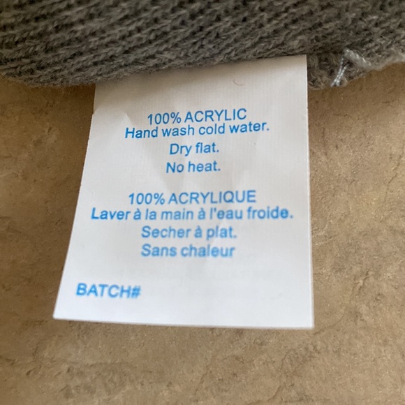 Facebook logo toque or beanie - Picture 5 of 5